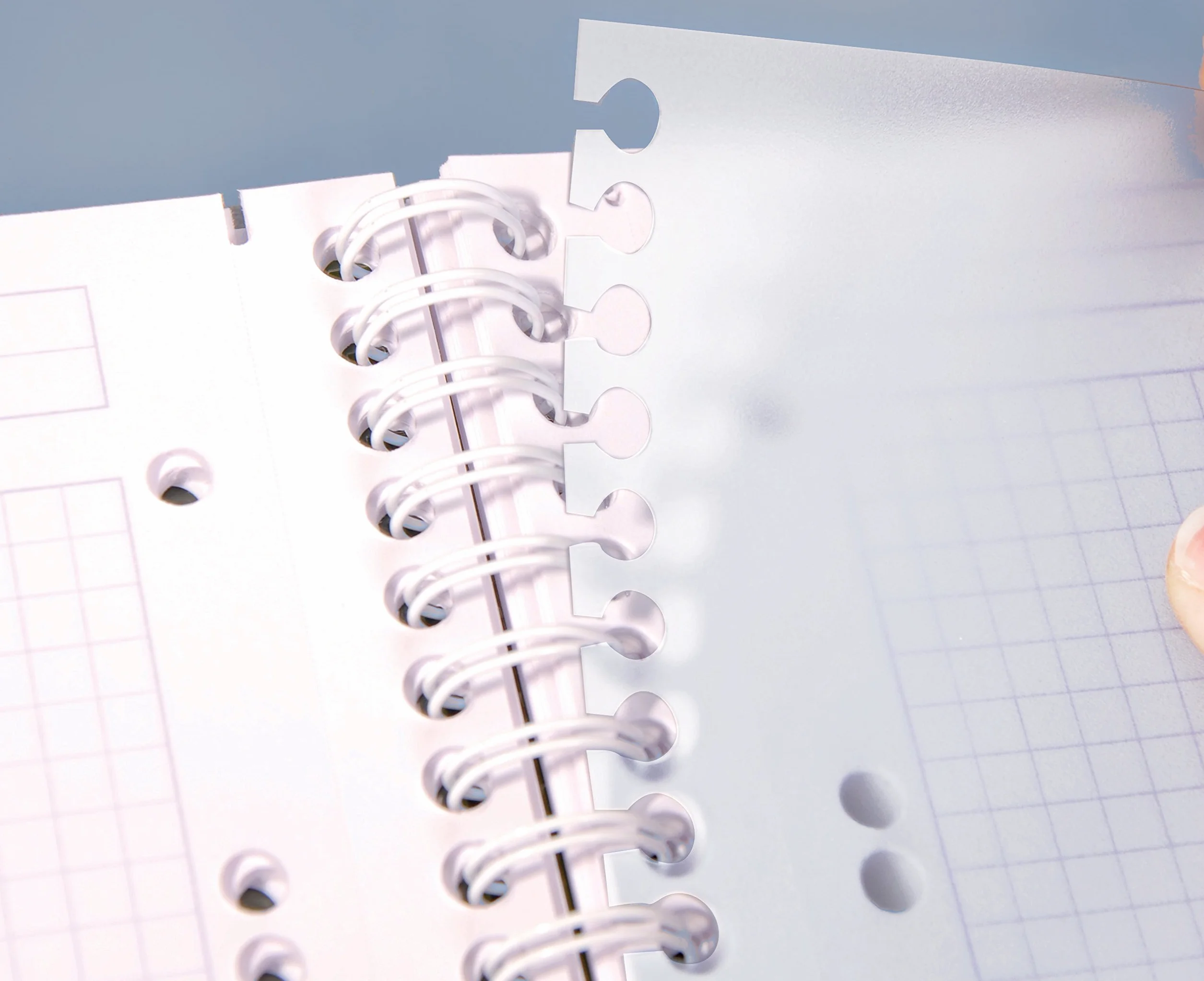 Clairefontaine Linicolor Intensive Evolutiv'Book A5+ 16x21cm Carnet à Spirale Perforé 180 Pages Petits Carreaux 90g