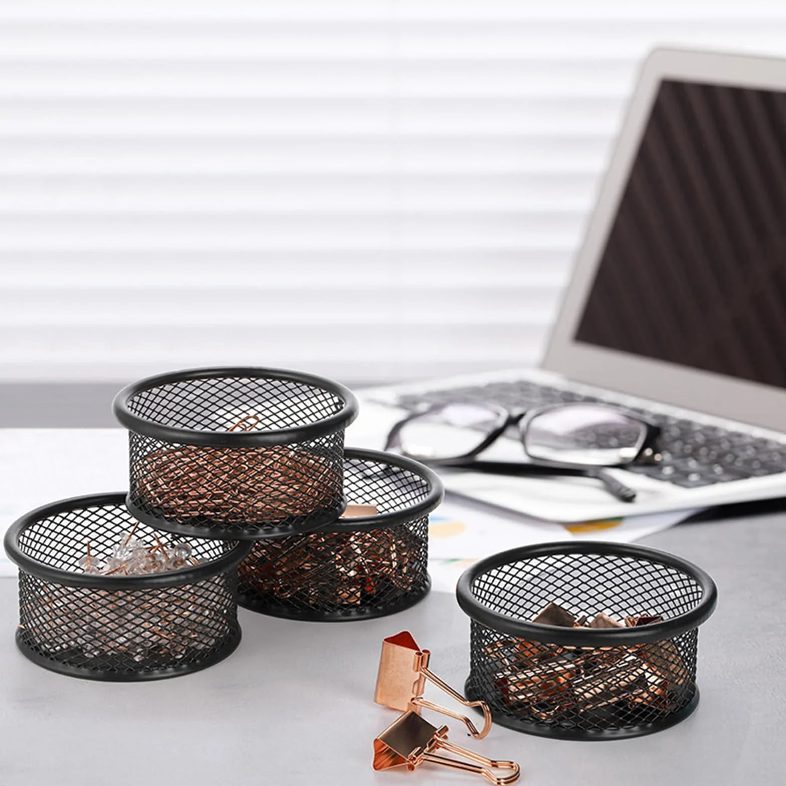 Boîte de rangement métal ventilé pour trombones fournitures de bureau