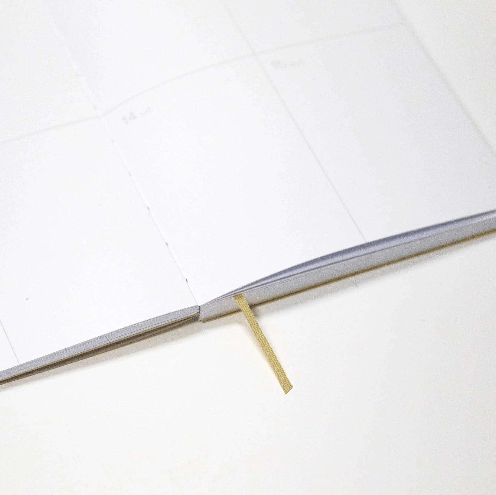 OCTÀGON DESIGN Agenda semainier académique 2026-2027 A5 13,5 x 20 cm Camel