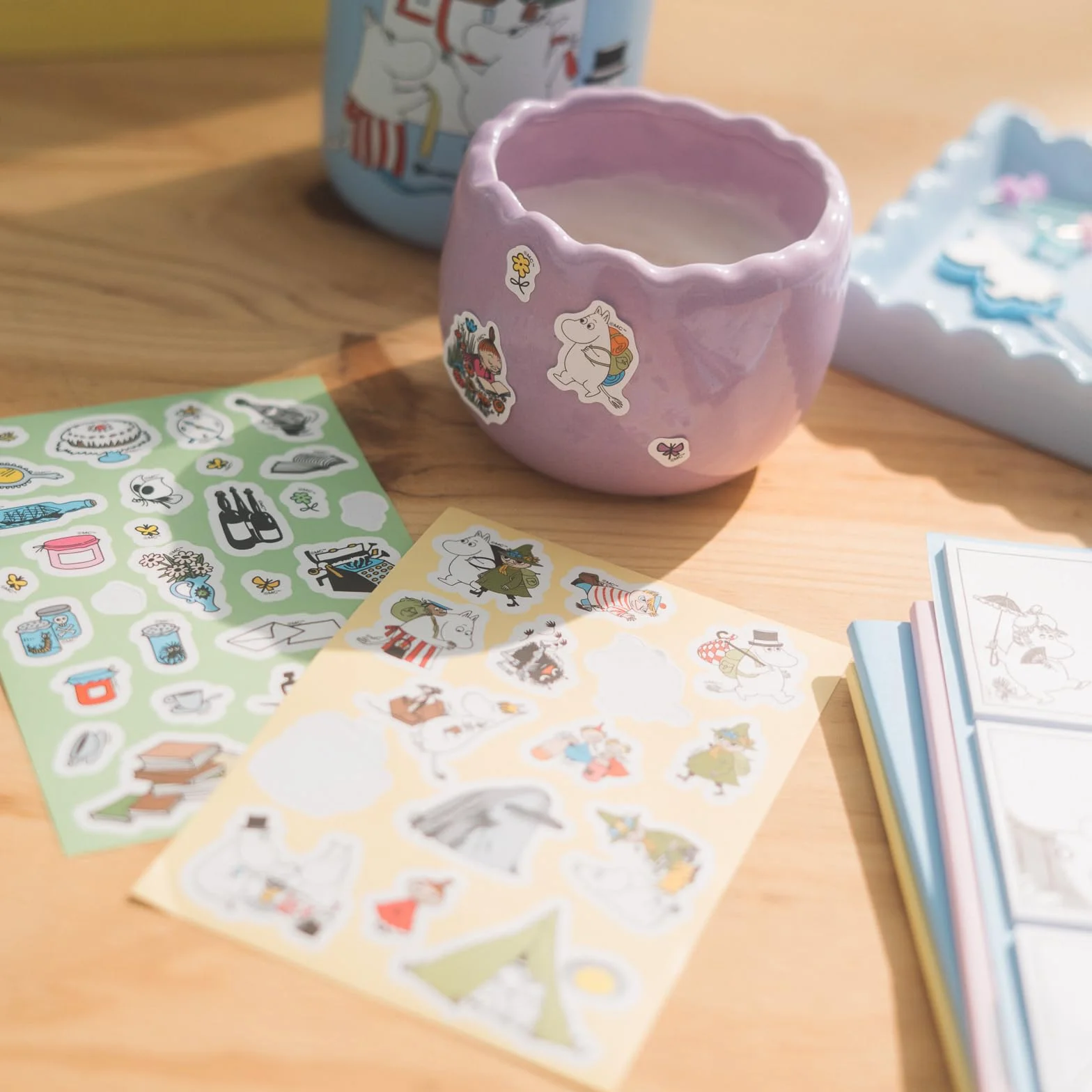 Grupo Erik Set de Papeterie Moomin Stylo Bille Crayon Papier Surligneurs Carnets A6 Stickers Kawaii
