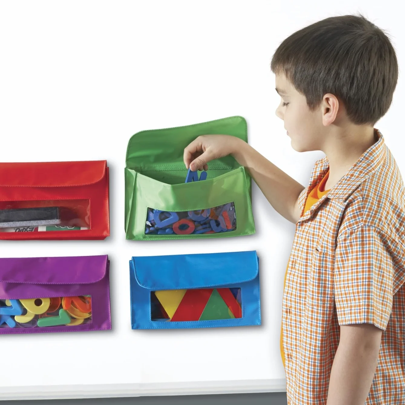 Learning Resources Pochettes de Rangement magnétiques Ensemble de 4 pour Tableau Blanc Surfaces métalliques