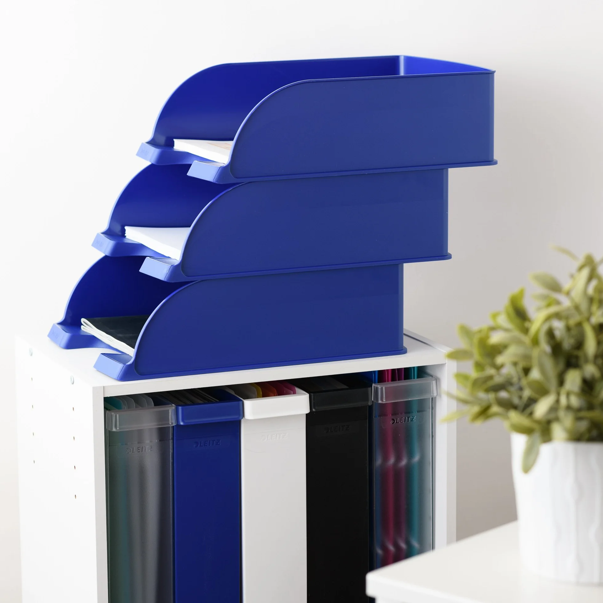Leitz Corbeille à Courrier A4 Jumbo Noir Plus 103 mm