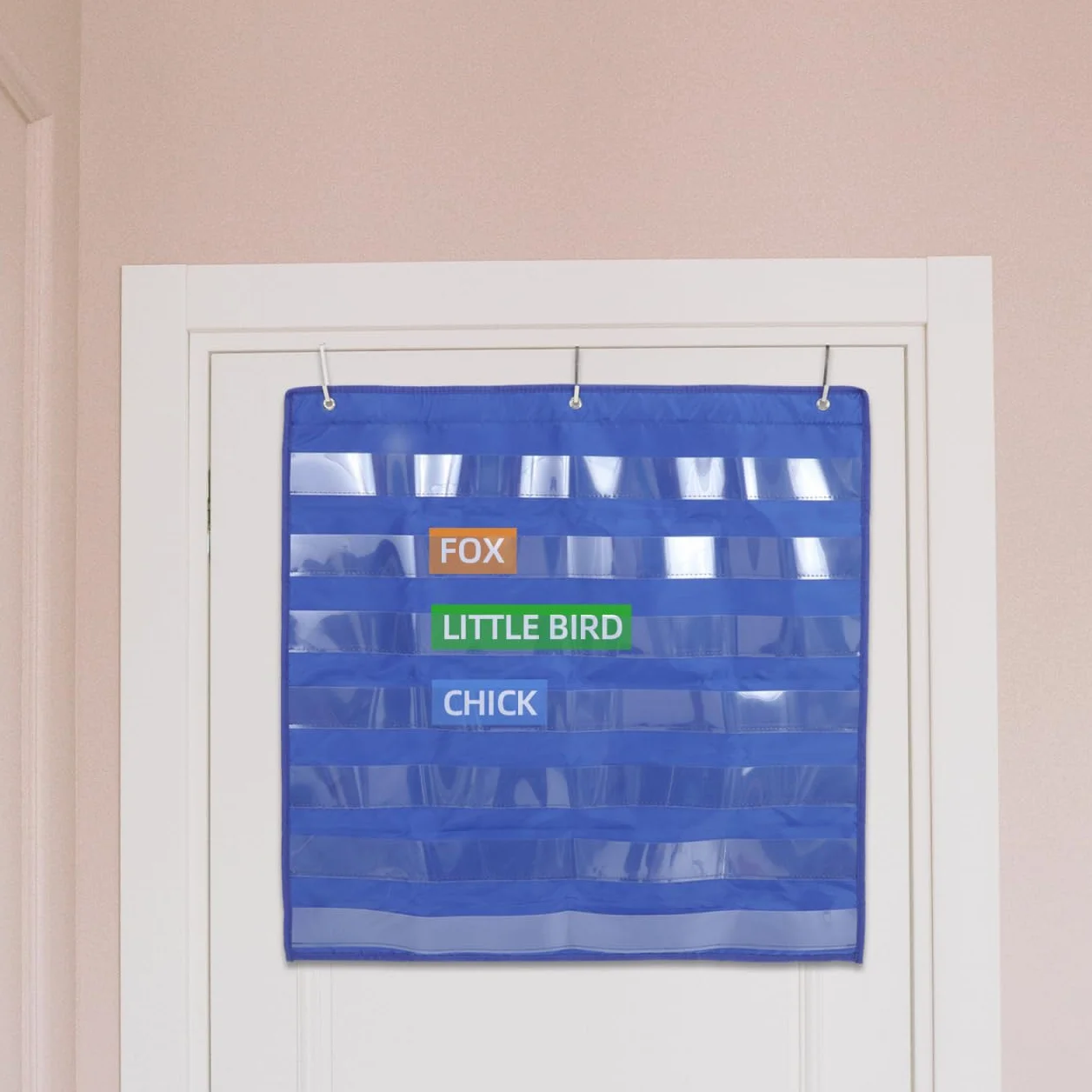 Housoutil Tableau De Poche Suspendu 28"X28" Organisateur Multi-Poches pour Salle De Classe Emploi du Temps Quotidien