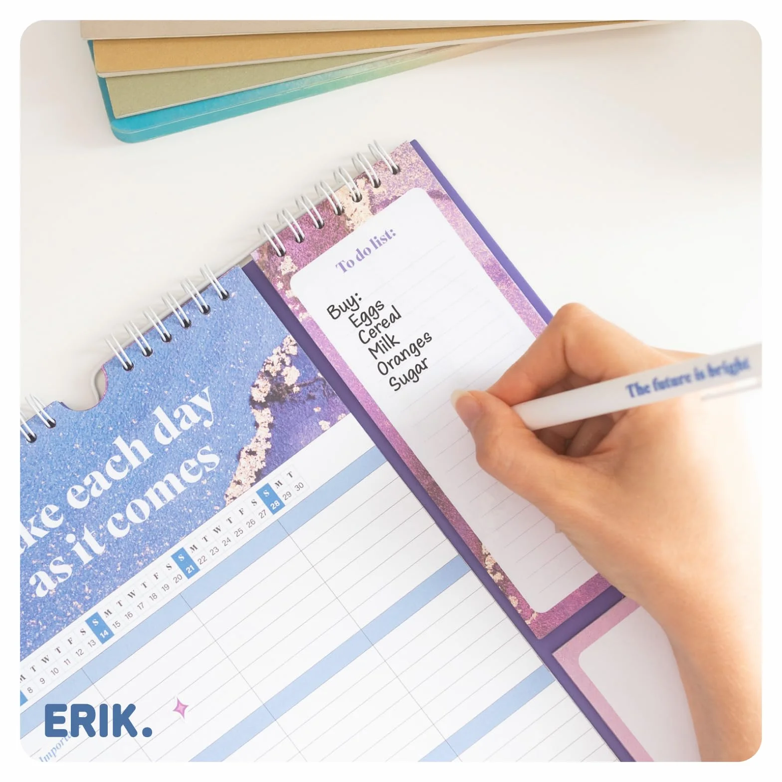 Grupo Erik Calendrier Glitter 16 mois Septembre 2025 à Décembre 2026 Planificateur Mensuel Familial avec Crochet