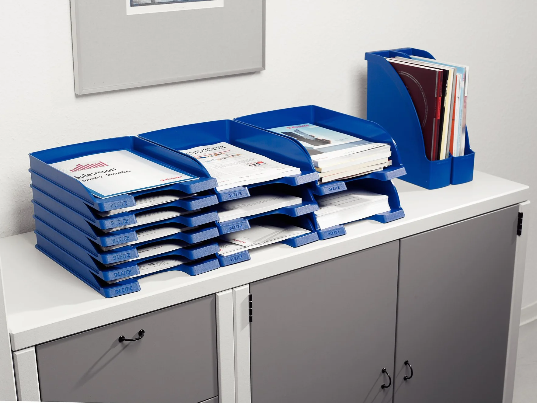 Leitz Corbeille à Courrier A4 Jumbo Noir Plus 103 mm