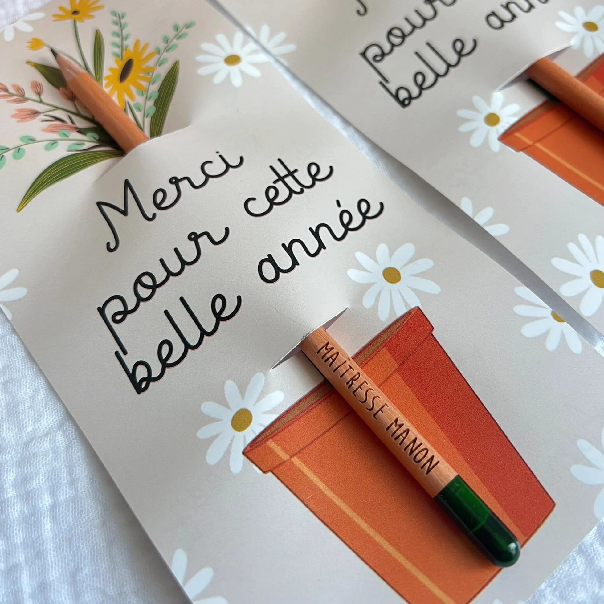 Crayon à planter personnalisé prénom Merci maîtresse maître nounou atsem Fleurs remerciement
