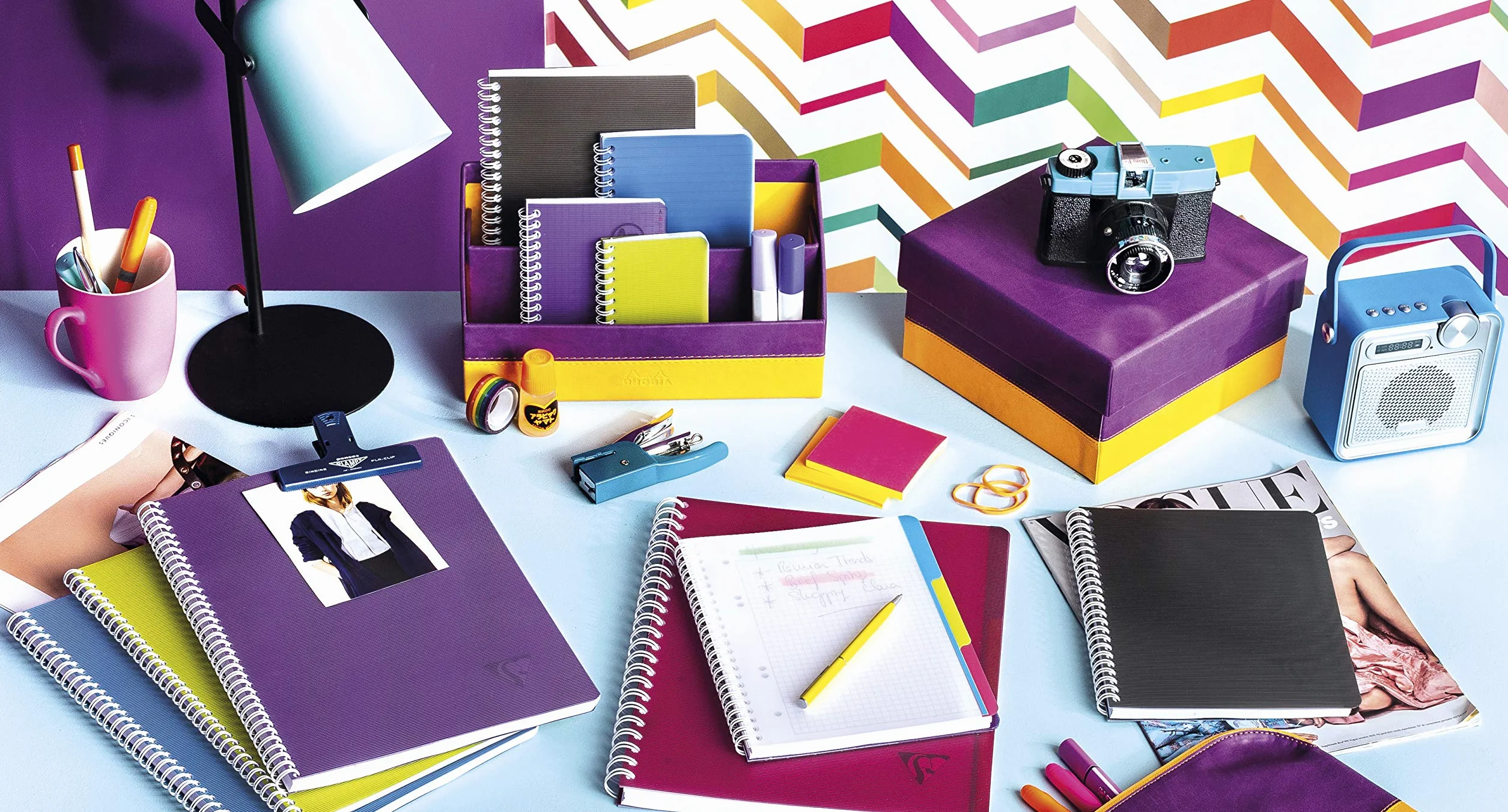 Clairefontaine Linicolor Répertoire à Spirale 9x14 cm 100 Pages Petits Carreaux Papier Blanc 90 g Couverture Polypro Transparent