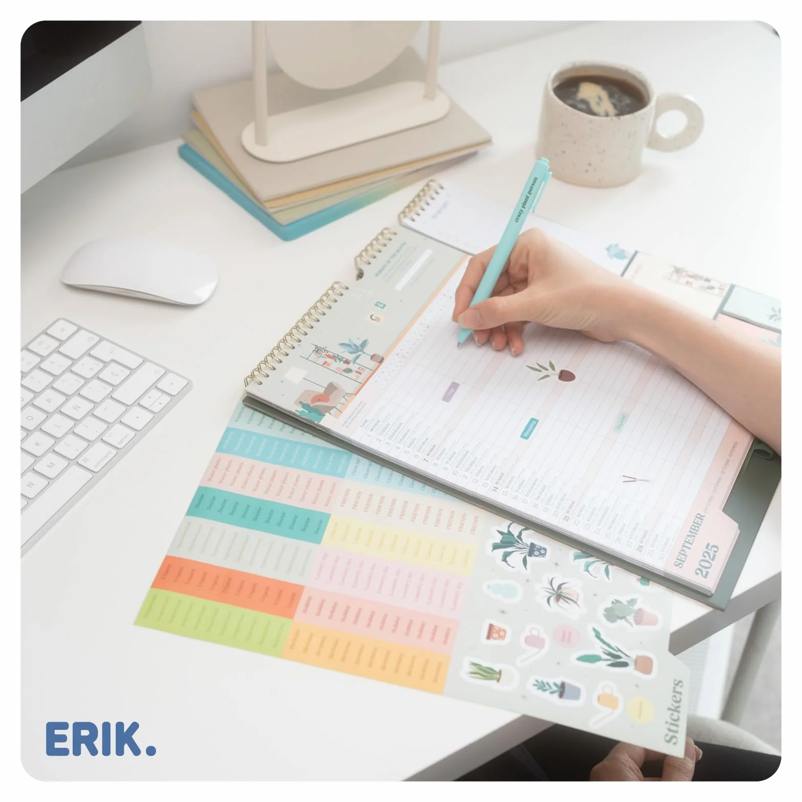 Grupo Erik Calendrier Plantes 16 mois Septembre 2025 à Décembre 2026 Planificateur Mensuel Familial avec Crochet