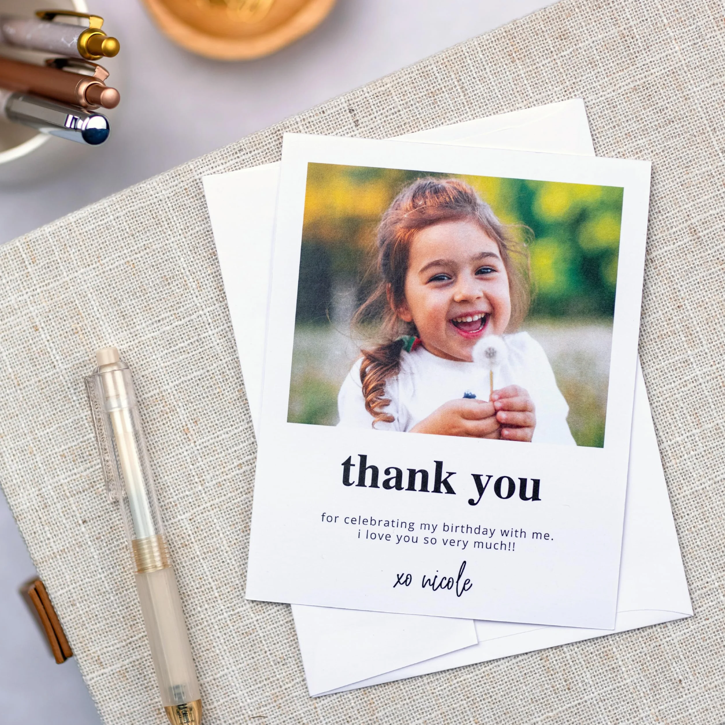 Neenah Papier cartonné 21,6 x 27,9 cm 163 g/m² blanc 94 luminosités 300 feuilles