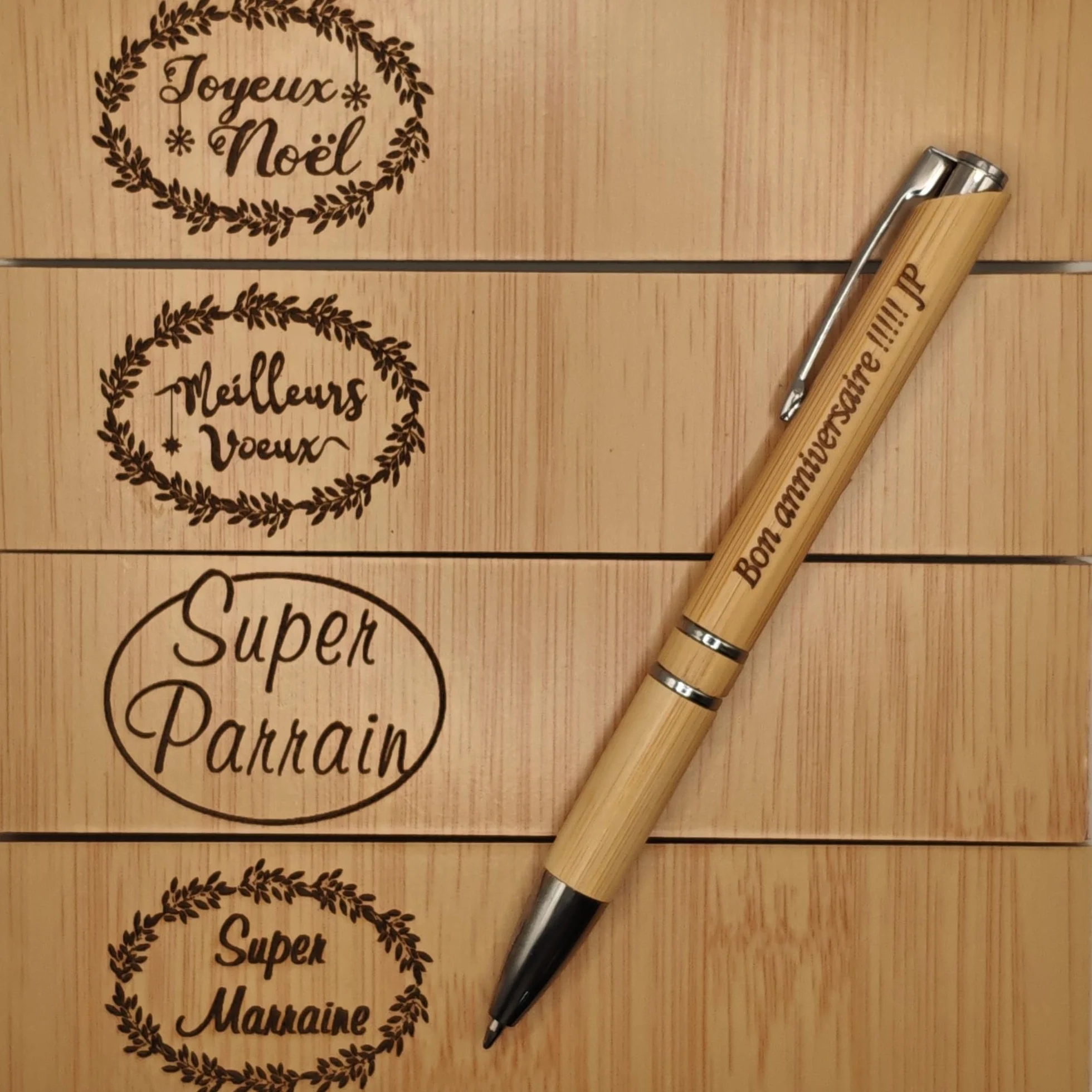 Weastyle Stylo Personnalisé avec Gravure Prénom - Coffret Cadeau Bois Bambou
