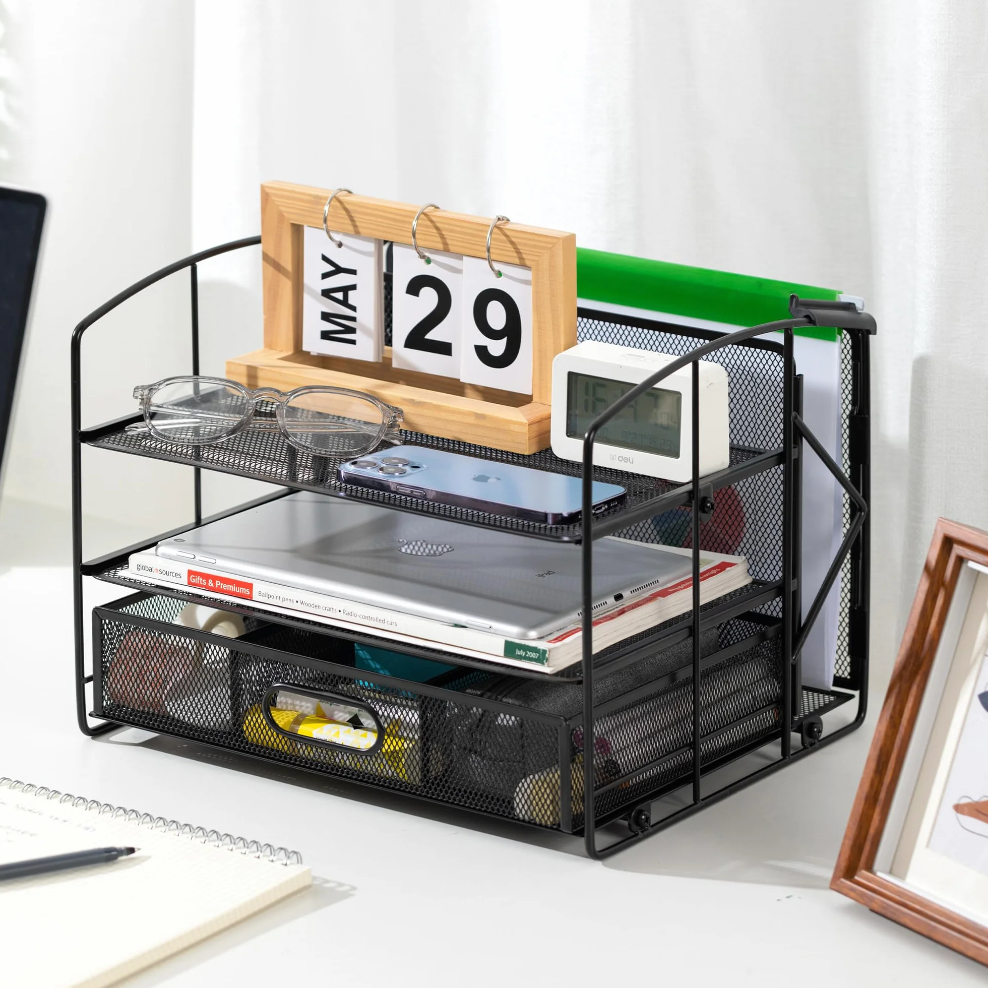 Amazon Basics Module de rangement rectangulaire avec 3 plateaux, tiroir coulissant, noir