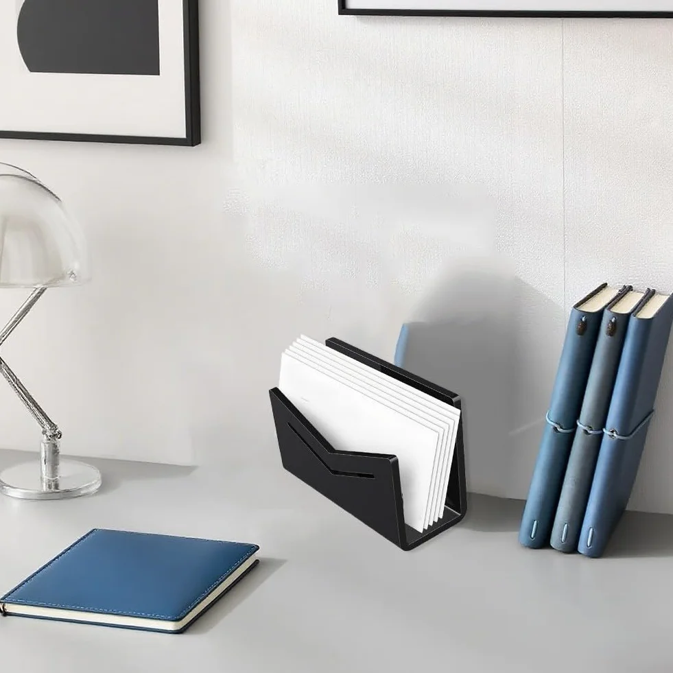 Trieur de courrier en acrylique noir vertical avec pieds caoutchouc pour organisation lettres documents
