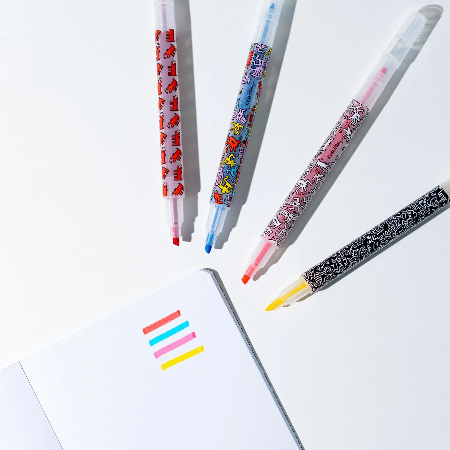 Grupo Erik Keith Haring Set Papeterie Stylo Bille Crayon Surligneurs Carnets A6 Stickers