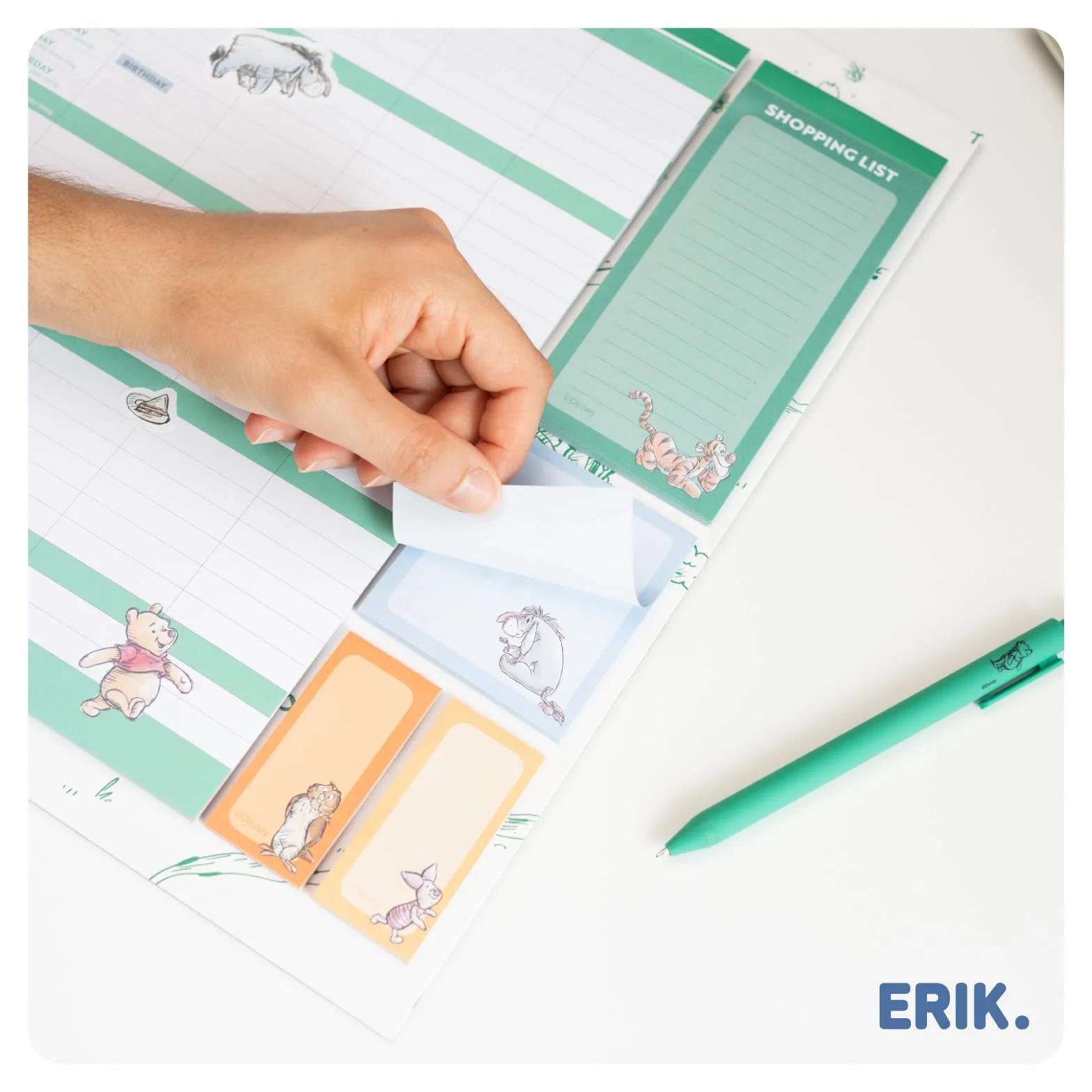 Grupo Erik Calendrier Magnétique Frigo Disney Winnie L'Ourson Septembre 2025 Décembre 2026 Planificateur Mensuel 16 mois Familial