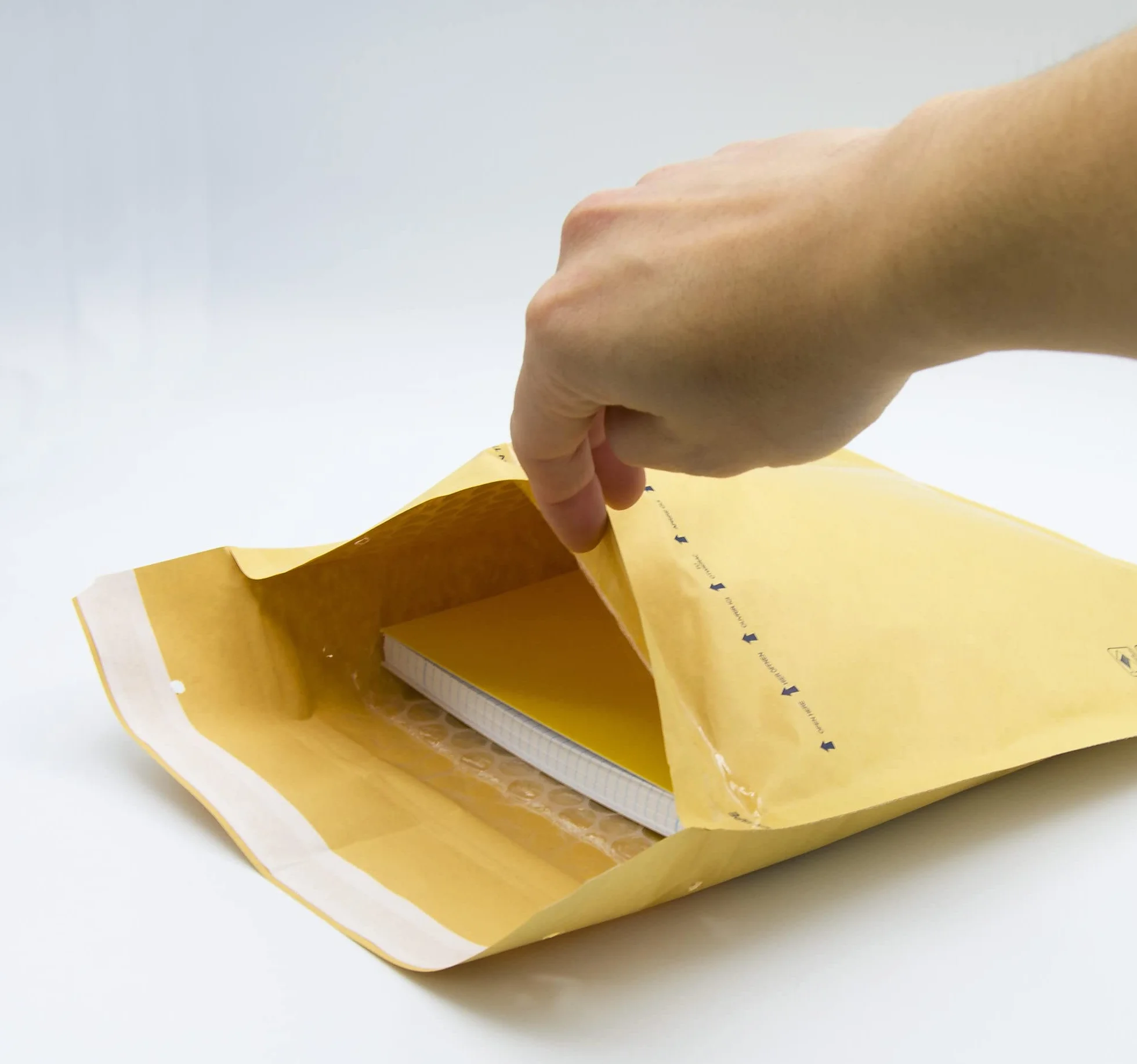 Enveloppes matelassées kraft et blanc lot de 10 m-office 100 x 165 mm