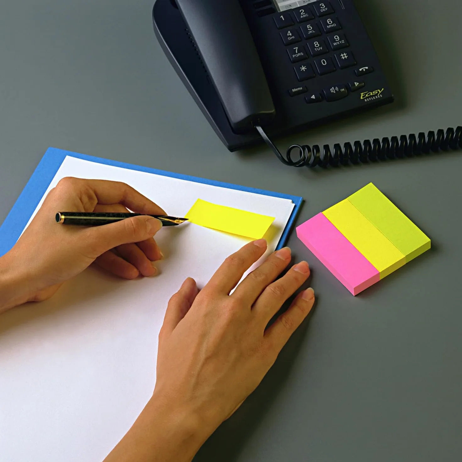Post-it Marque-Pages En Papier, Pack de 5 Blocs, 15 mm x 50 mm, 100 Feuilles par Bloc, Couleurs Assorties