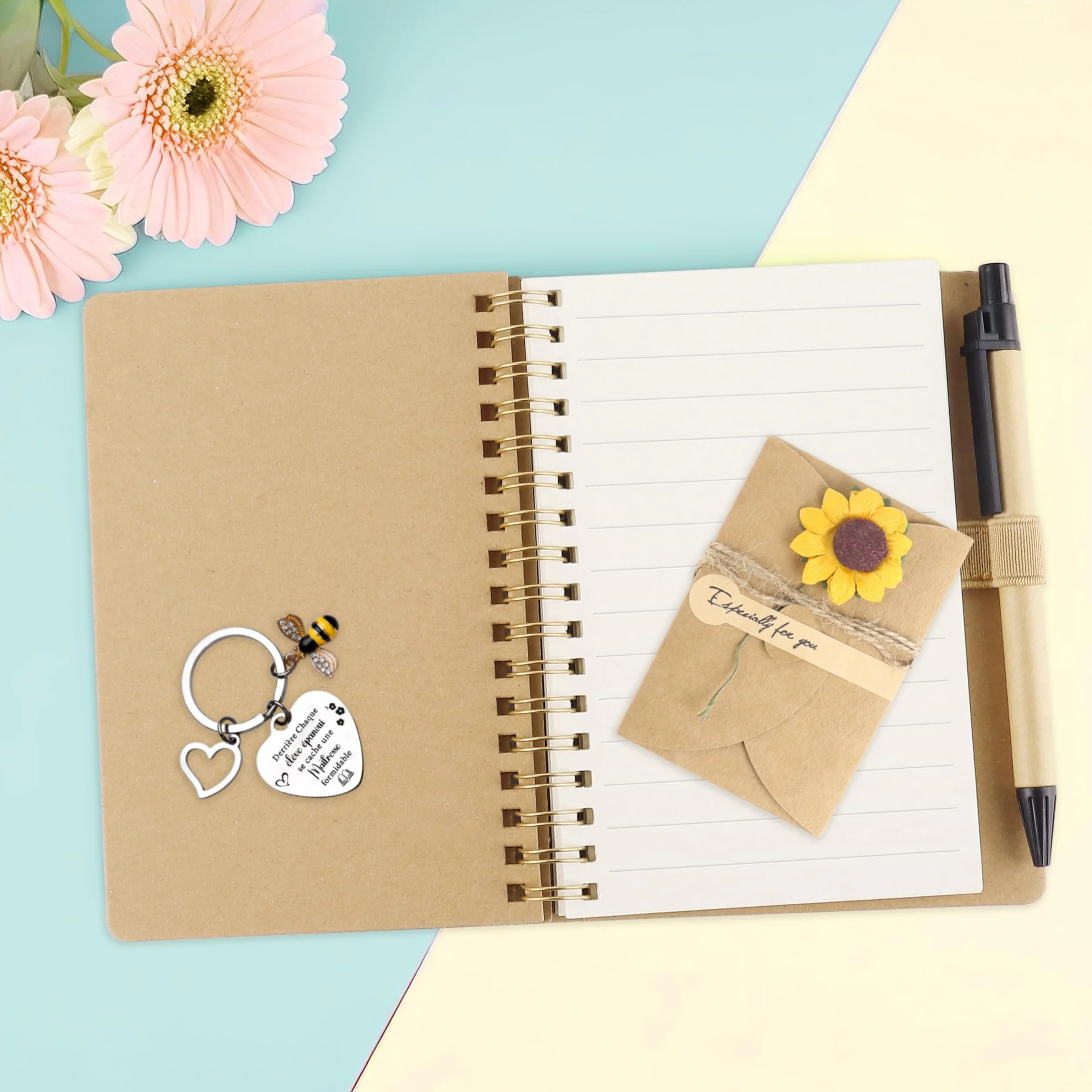 Merclix Cadeau Maîtresse d'École Porte Clef Stylo Carnet Fin d'Année Noel Retraite Anniversaire