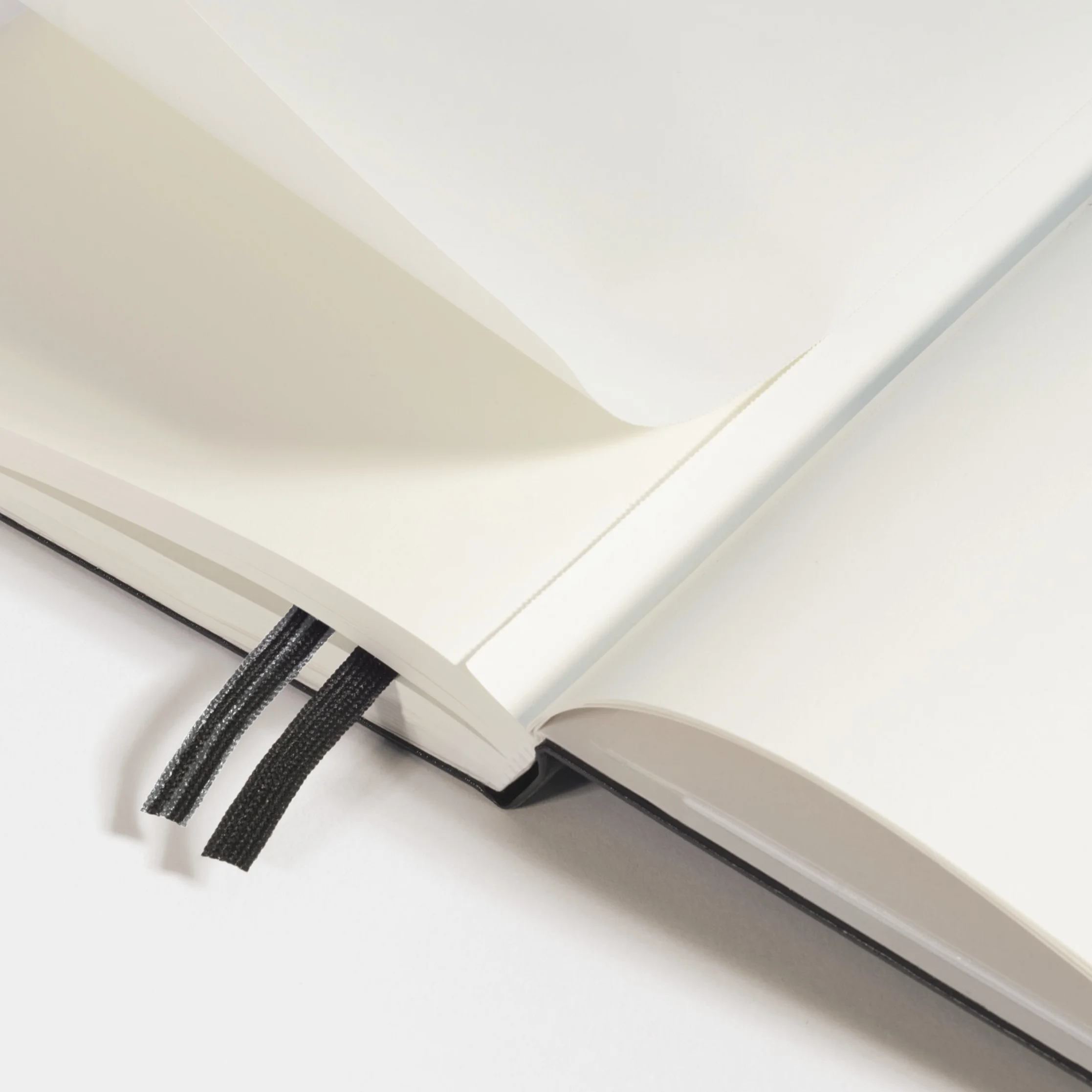 Leuchtturm1917 Carnet Medium A5 249 pages numérotées Bleu marine