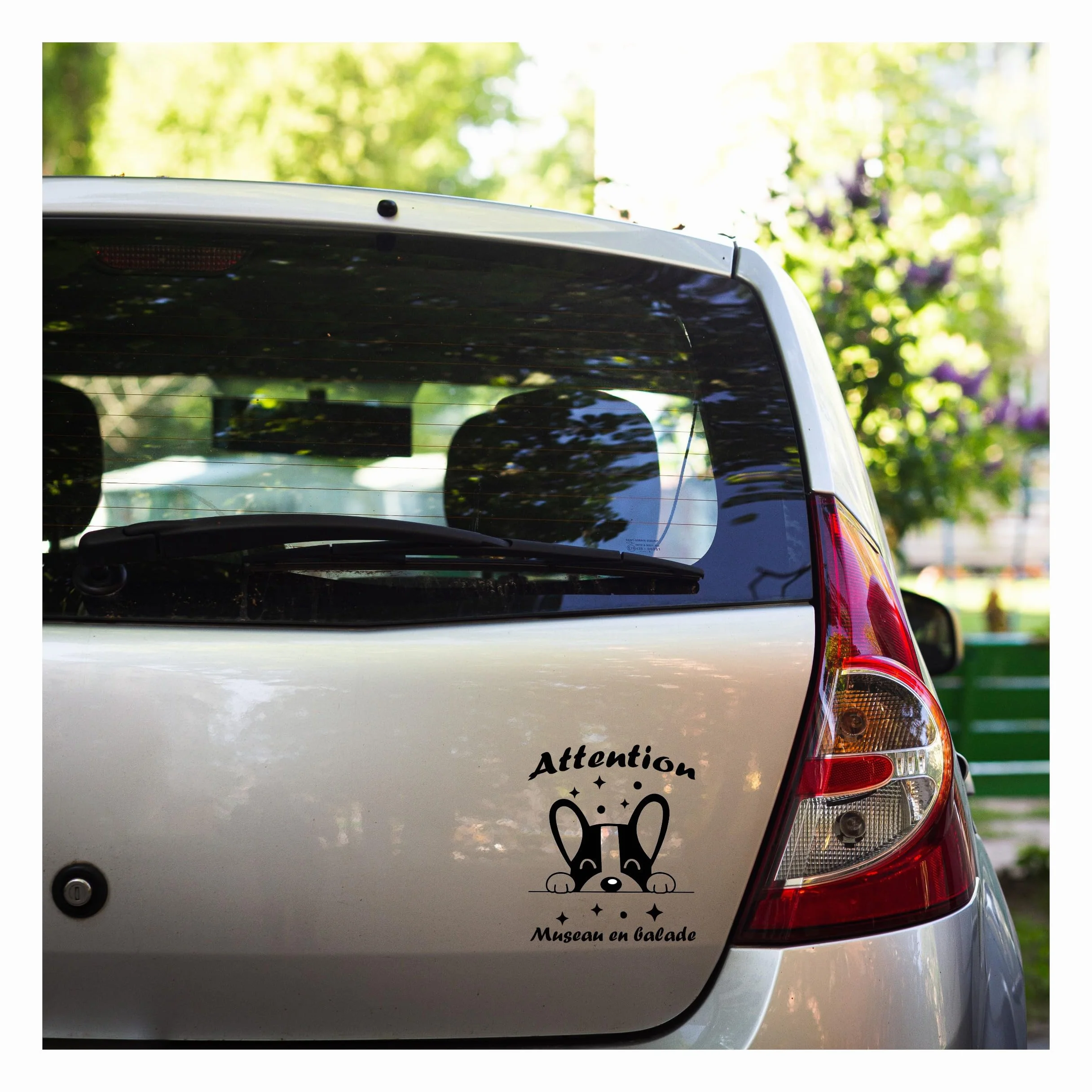Autocollant Chien à Bord Attention Museau en Balade – Décoration Vinyle Humour pour Voiture