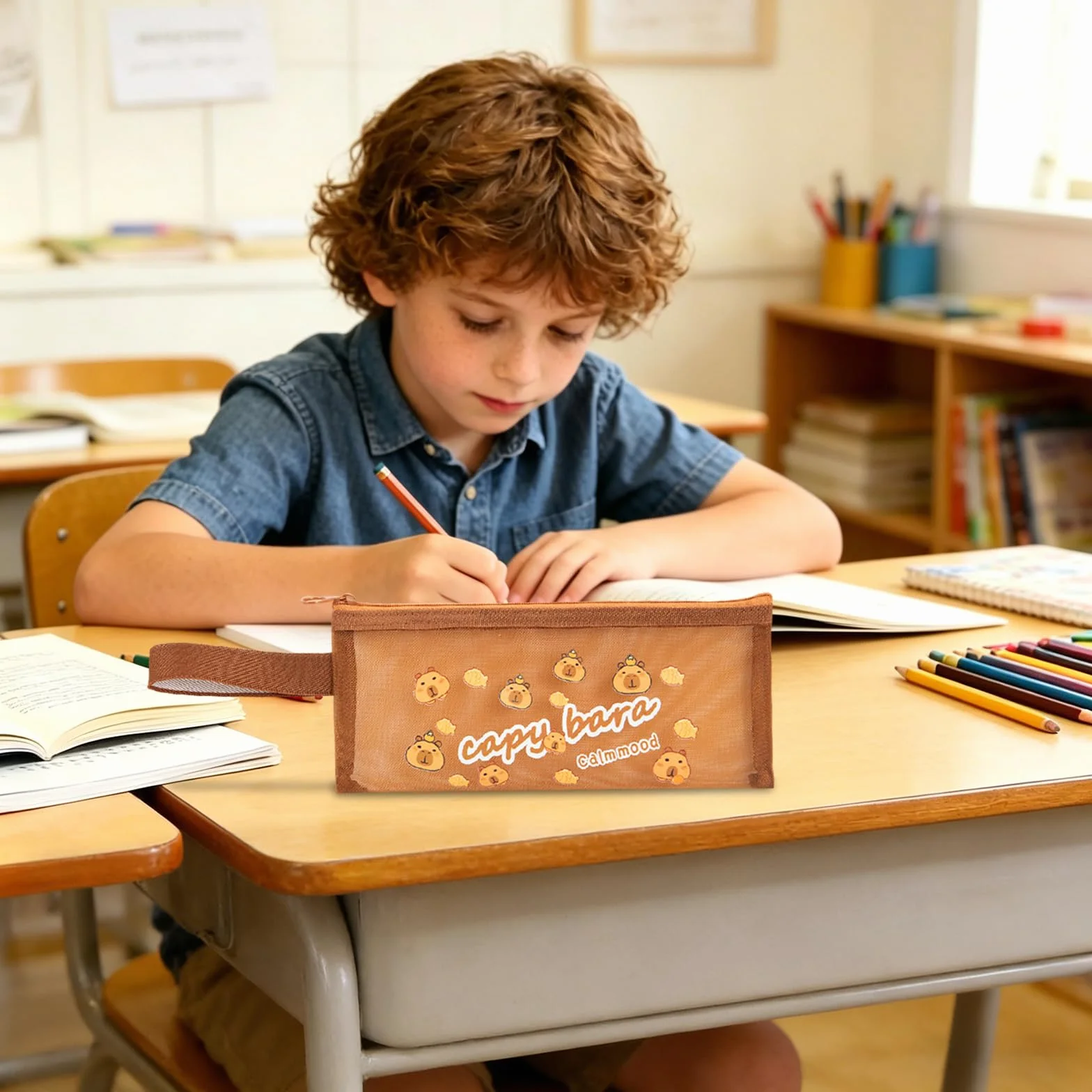 Ensemble de Capybara Papeterie Trousse Scolaire avec Post It Livre Mini Cahier Spirale Stickers Sac Cadeau