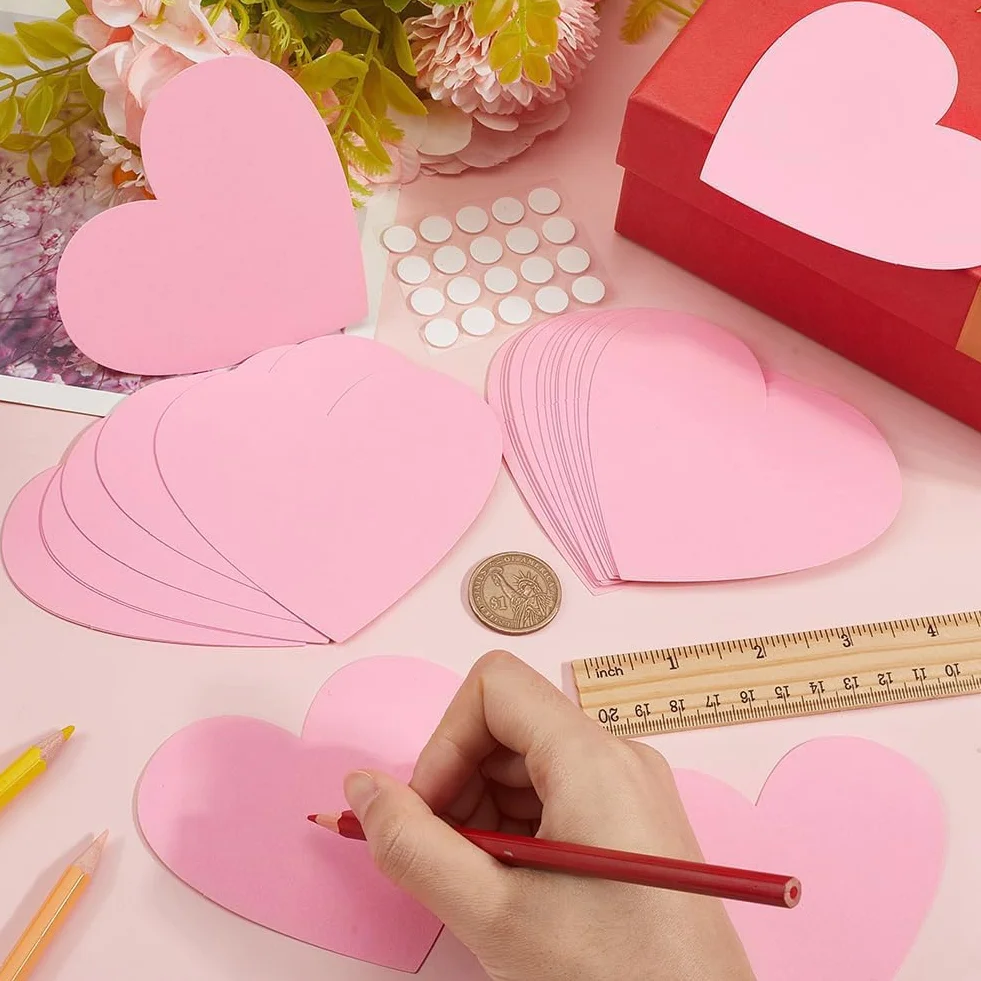 Cœur Rose en Papier Découpé 450cm 50 pièces Tableau D'Affichage Rubans Adhésifs Double Face Ronds Saint Valentin