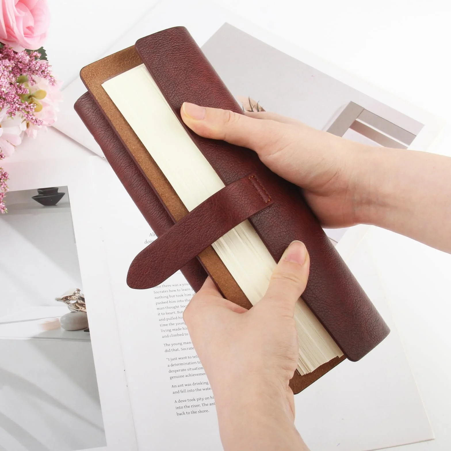 Carnet en Cuir A5 Rechargeable Vaskula 23x16cm avec Classeur Métallique à 6 Anneaux