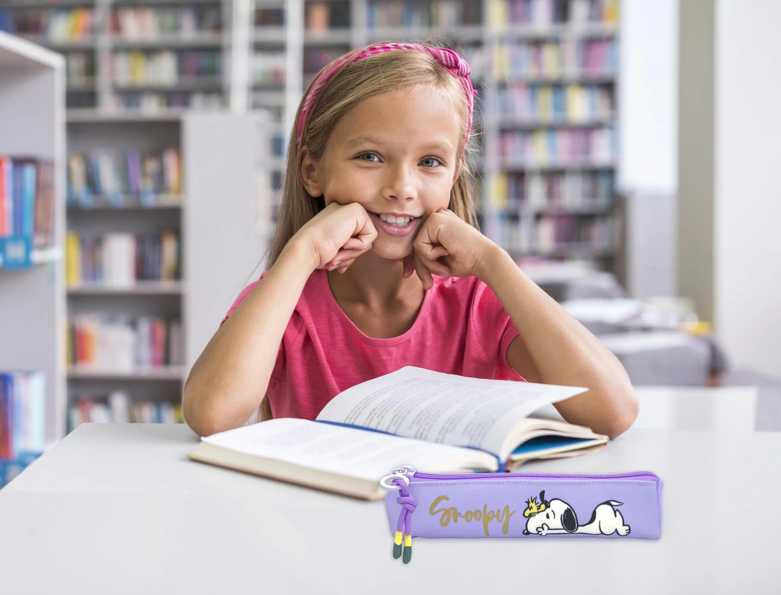 CYPBRANDS Snoopy Mini Trousse à Crayons Violet Officiel