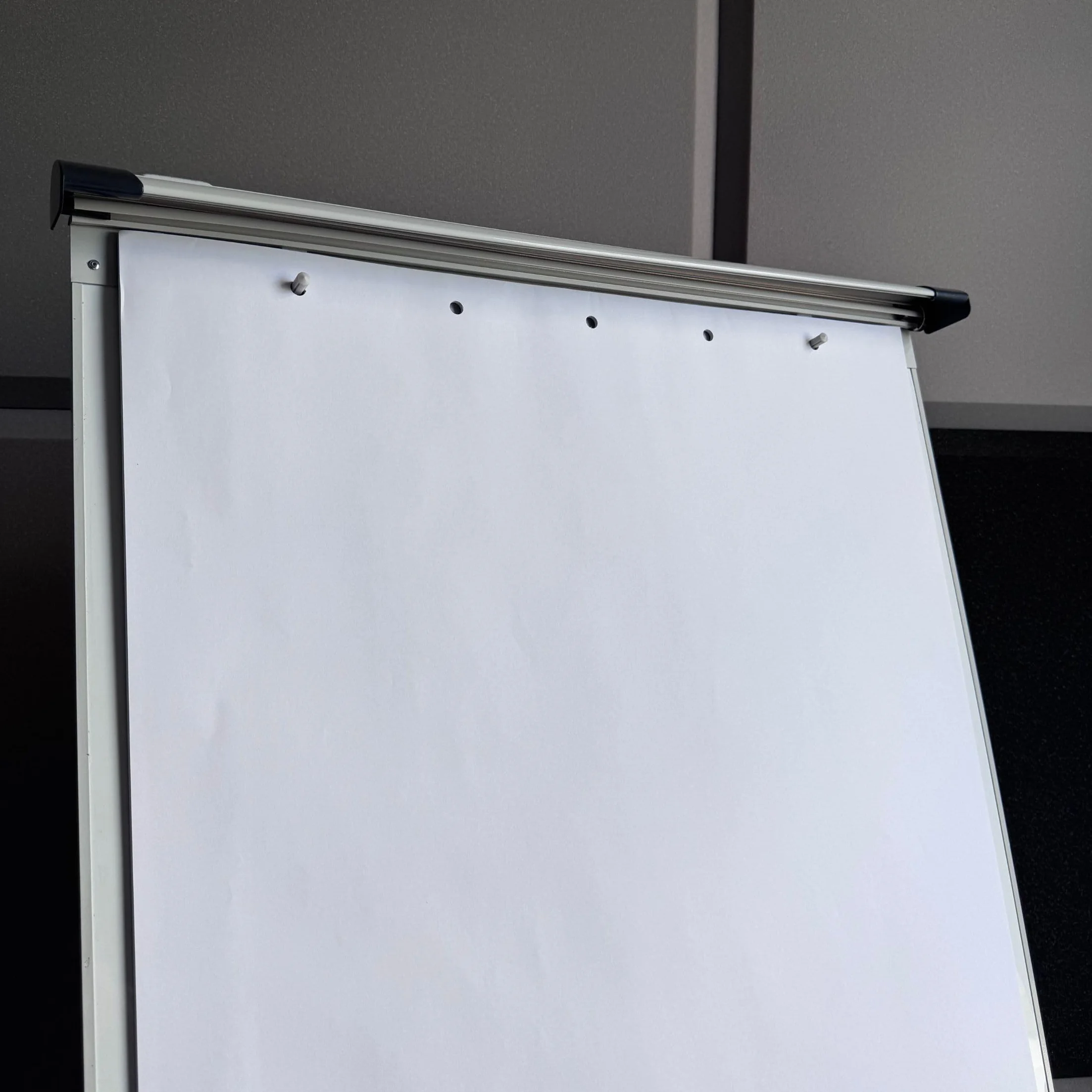 D.RECT Bloc Flipchart Papier Blanc Uni 650x1000 mm 80 g/m² 50 Feuilles Perforation 5 Trous