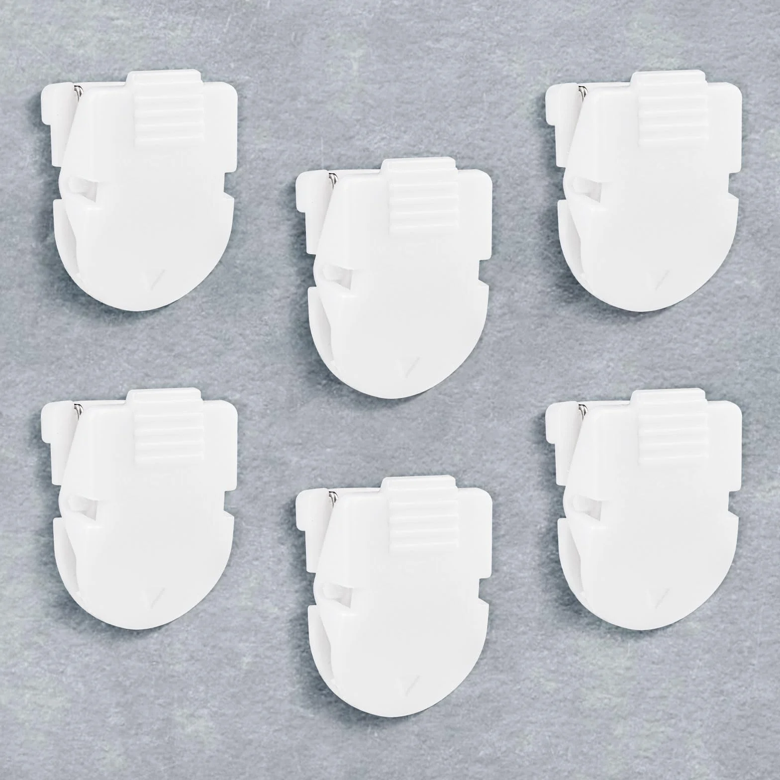 Tinoaly Pinces à Cubicules, Clips Cabine en Plastique pour Murs en Tissu Crochets Muraux (15pcs, Blanc)