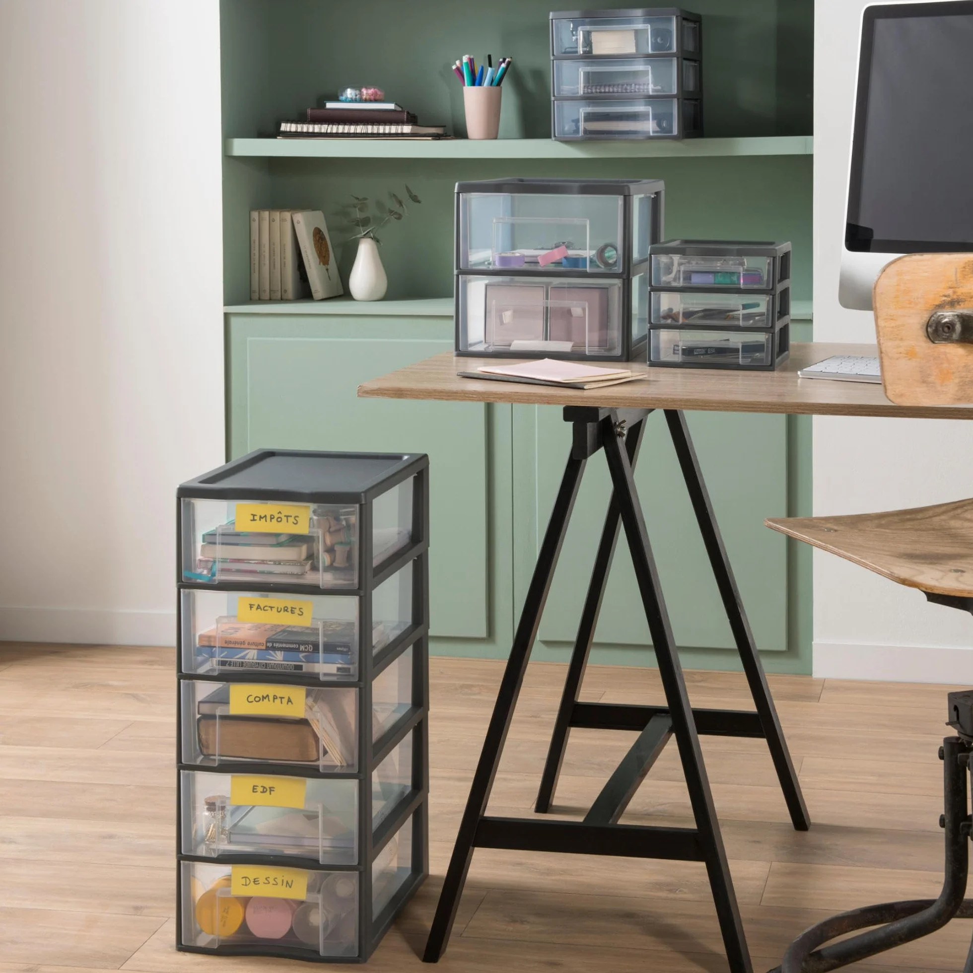 SUNDIS Tag Tower, petite tour de rangement en plastique gris, 3 tiroirs transparents format A4, hauteur 25,5 cm, superposable